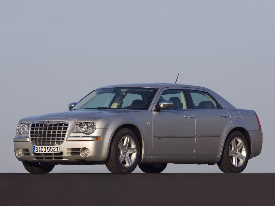  Chrysler 300C 2007 года  (фото 8 из 21)